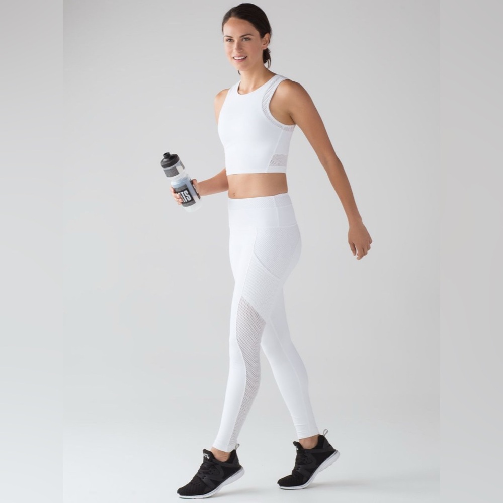 NWT Lululemon White Keep Score Tight size 10